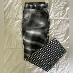 Old Navy Pixie Ankle Pant